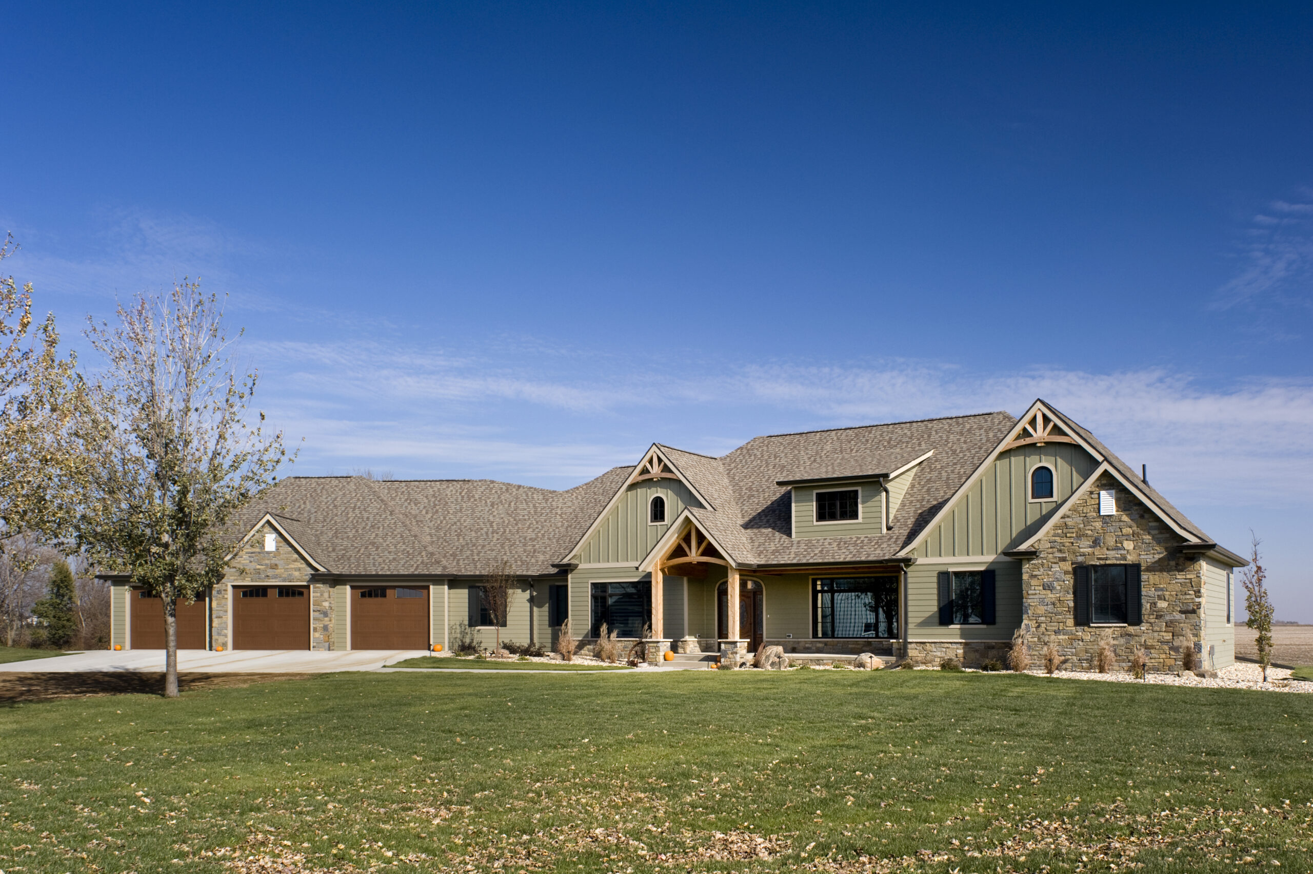 Modern-day Farmhouse - Deffenbaugh Homes