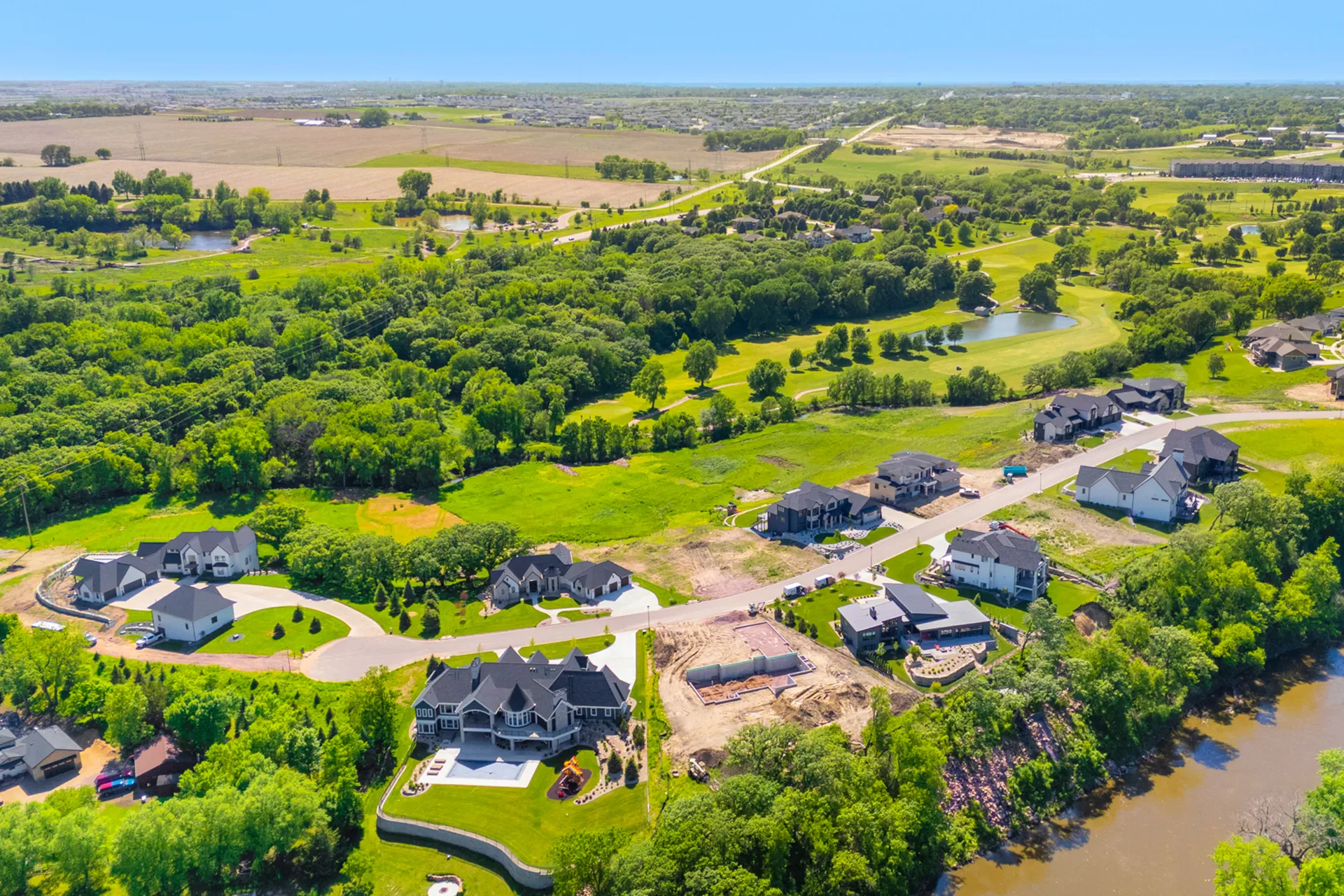 Aerial view of The Crown at Arbor’s Edge luxury lots in Sioux Falls
